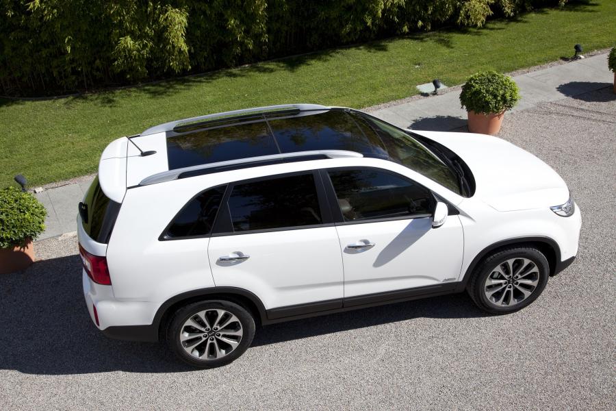  Kia Sorento 2013 года  (EU) (фото 48 из 85)